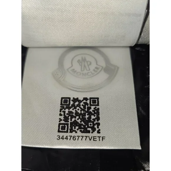 Moncler Women's Black Nylon Down Short Jacket Authentic Tag Size 1 Small 2978 - Picture 10 of 16